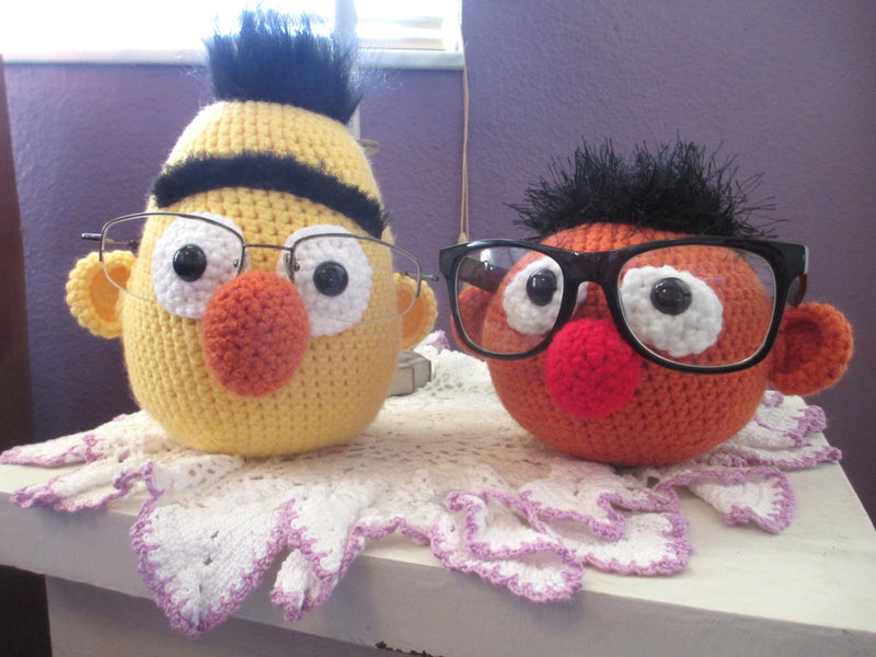 Bert Crochet Eyeglasses Holder