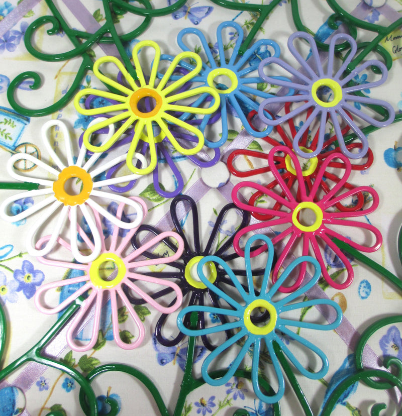 Flower Wall Hook Metal Hand-Painted White Daisy