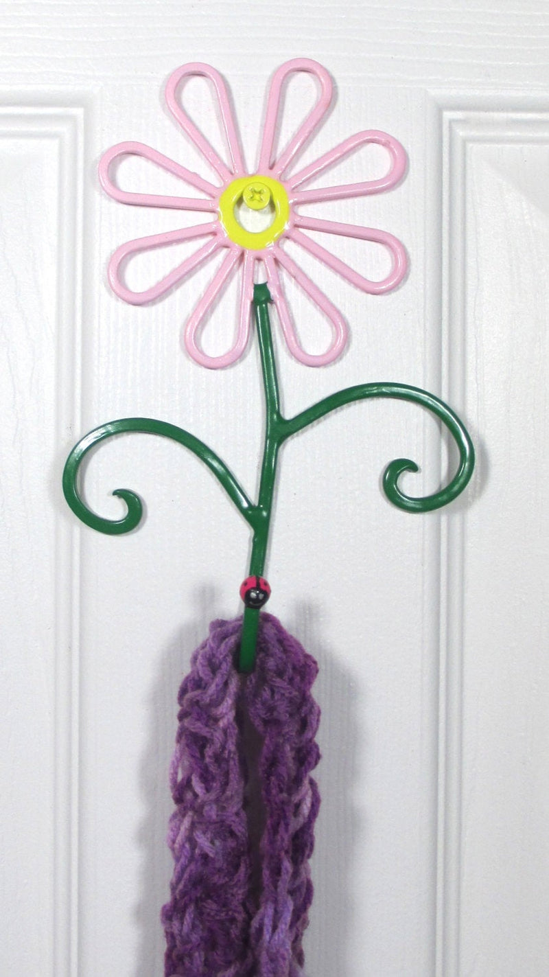 Flower Wall Hook Metal Hand-Painted Light Pink Daisy