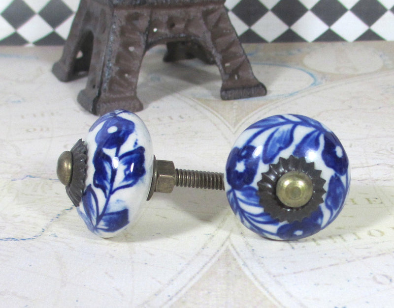 Ceramic White & Blue Delft Inspired Classic Knob